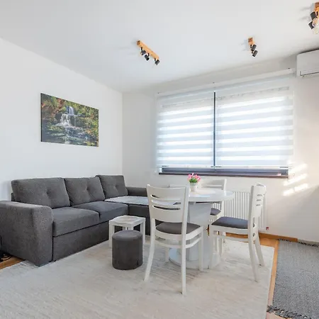 View Zlatibor-apartment-breza